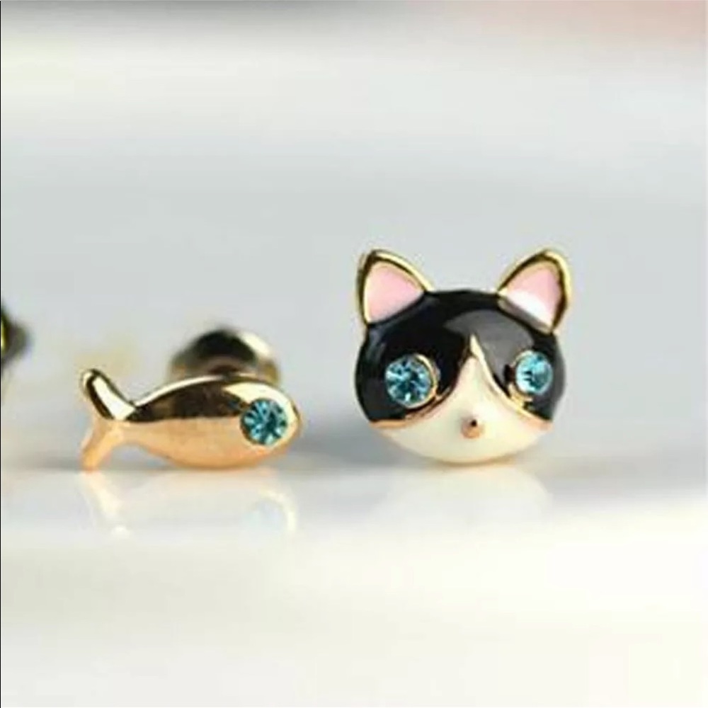 🐈 🐠Cat & Fish Whimsical Mismatched Earrings🐈 🐠 - Picture 2 of 8